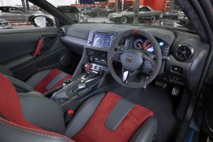 2022-Nissan-GT-R-Nismo-9