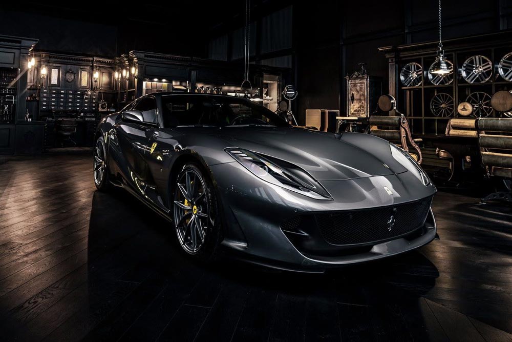 Ferrari 812 Superfast με εκθαμβωτικό εσωτερικό! (+video)