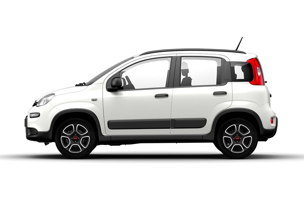 https://autogreeknews.gr/wp-content/uploads/2021/04/Fiat-Panda-1.0-Hybrid-City-Life-3.jpg