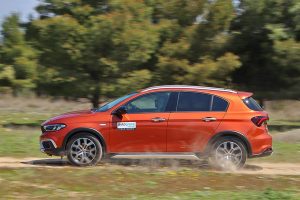 Fiat-Tipo-Cross-1-(2)
