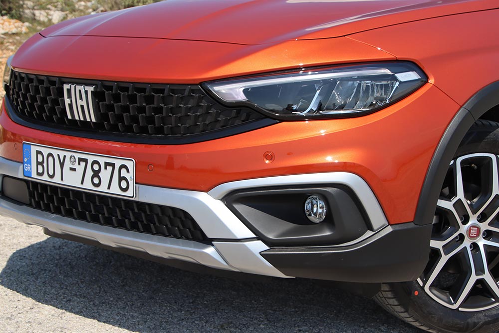 https://autogreeknews.gr/wp-content/uploads/2021/04/Fiat-Tipo-Cross-1.0T-100-21.jpg