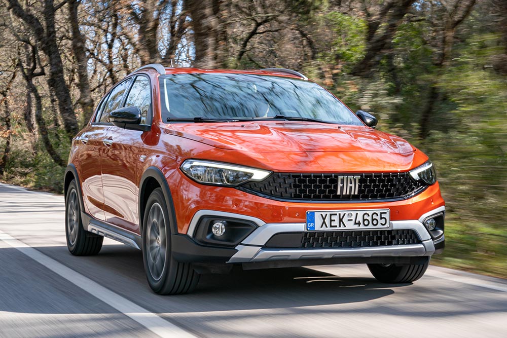 https://autogreeknews.gr/wp-content/uploads/2021/04/Fiat-Tipo-Cross-2021-5.jpeg
