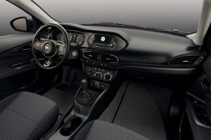 Fiat-Tipo-Sedan-2021-(4)