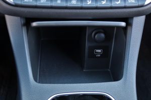 Hyundai i30 Fastback 1.5 T-GDi DCT Hybrid (28)