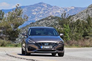 Hyundai i30 Fastback 1.5 T-GDi DCT Hybrid (37)