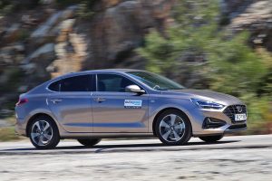 Hyundai i30 Fastback 1.5 T-GDi DCT Hybrid (39)