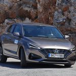 Hyundai i30 Fastback 1.5 T-GDi DCT Hybrid (4)