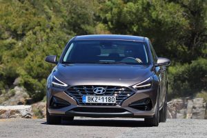 Hyundai i30 Fastback 1.5 T-GDi DCT Hybrid (6)