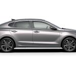 Hyundai-i30-Fastback-2
