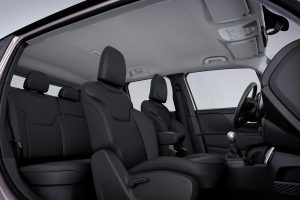 Jeep-Renegade-Sport-interior