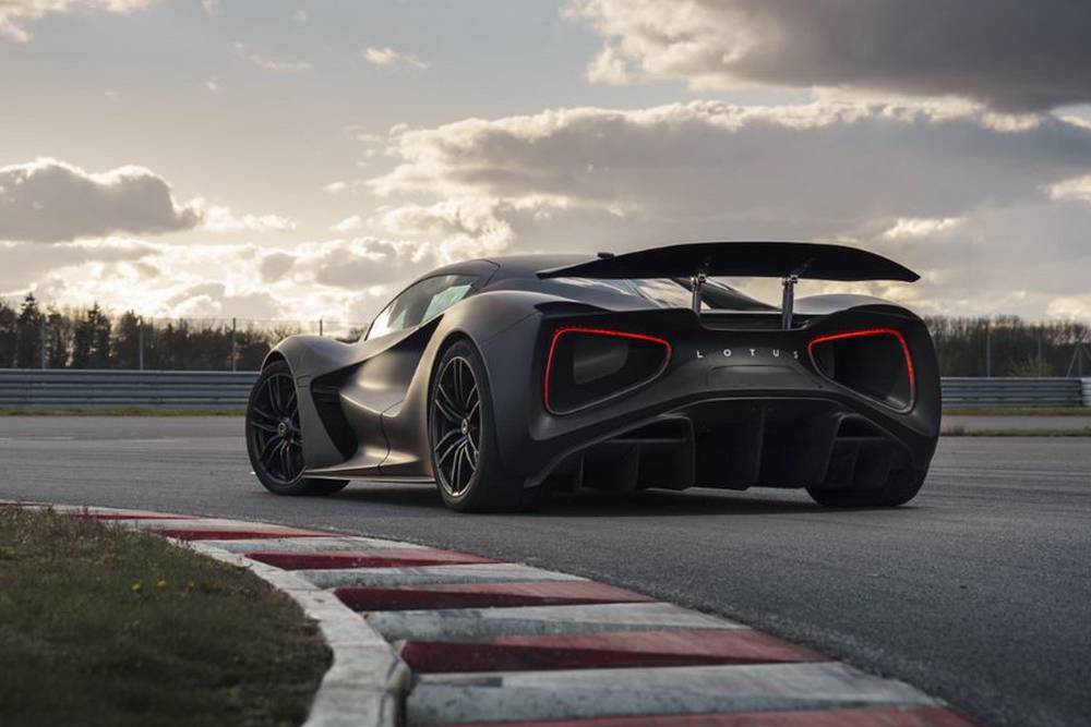 https://autogreeknews.gr/wp-content/uploads/2021/04/Lotus-Evija-Prototype-02.jpg
