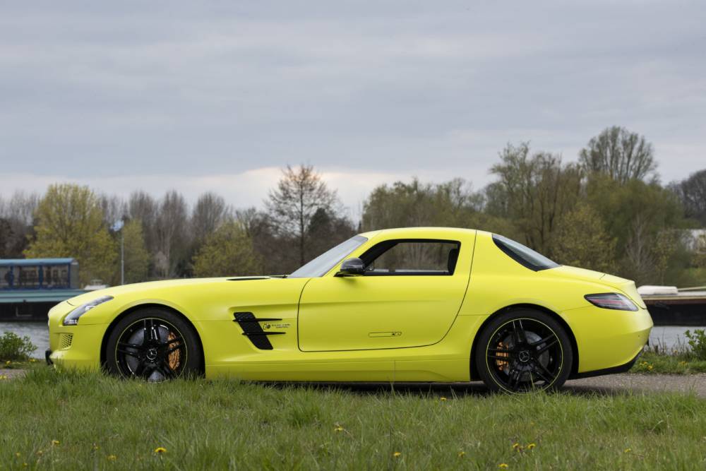 https://autogreeknews.gr/wp-content/uploads/2021/04/Mercedes-Benz-SLS-AMG-Electric-Drive-8.jpg