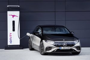 Mercedes-EQS-2021-(12)