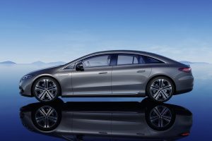 Mercedes-EQS-2021-(18)