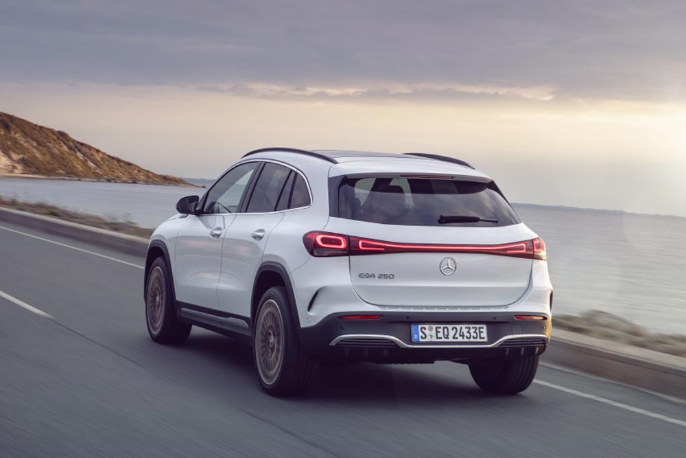 https://autogreeknews.gr/wp-content/uploads/2021/04/Mercedes_EQA-5.jpg