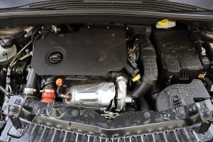 Opel Crossland 1.5D 120 6AT (28)