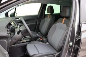 Opel Crossland 1.5D 120 6AT (30)