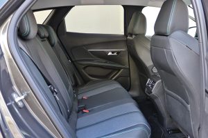 Peugeot-3008-1.2-auto-(20)