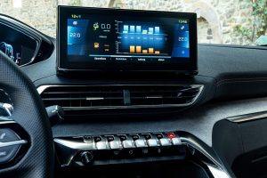 Peugeot-3008-Hybrid-(5)