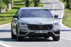 Skoda-octavia_rs_iv-(1)