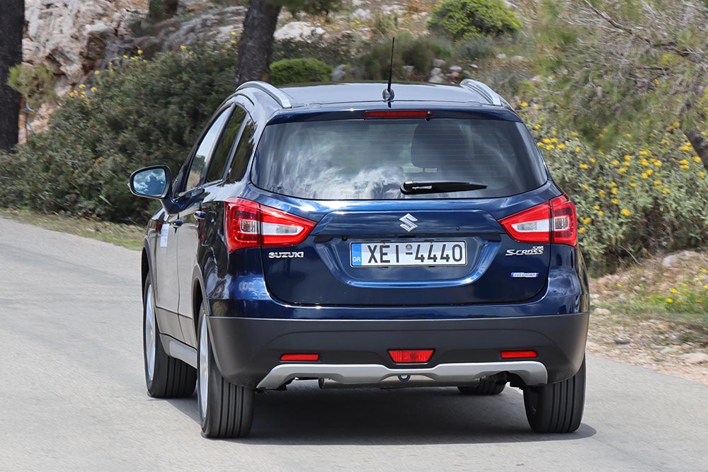 https://autogreeknews.gr/wp-content/uploads/2021/04/Suzuki-SX4-S-Cross-Hybrid-Auto-35.jpg