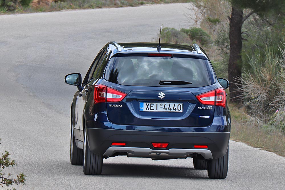 https://autogreeknews.gr/wp-content/uploads/2021/04/Suzuki-SX4-S-Cross-Hybrid-Auto-7.jpg