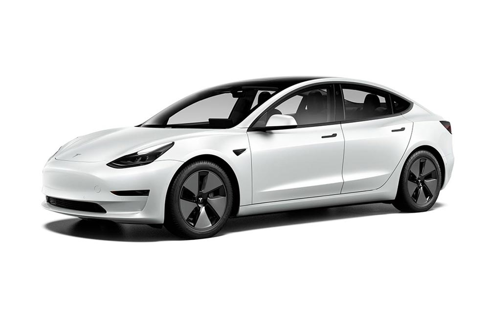 https://autogreeknews.gr/wp-content/uploads/2021/04/Tesla-Model-3-white.jpg