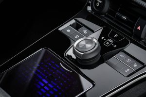 Toyota-bZ4X-Concept-13