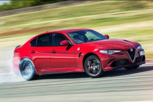 alfa romeo giulia qv drift