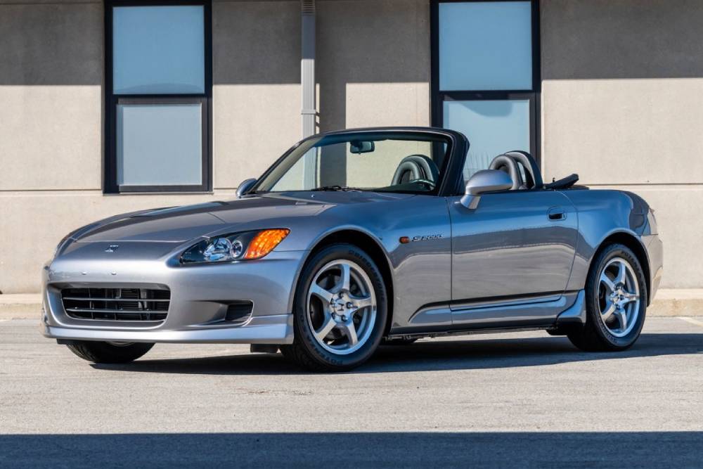 https://autogreeknews.gr/wp-content/uploads/2021/04/honda-s2000-gain-in-sale-2.jpg