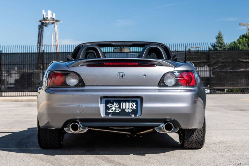 https://autogreeknews.gr/wp-content/uploads/2021/04/honda-s2000-gain-in-sale-4.jpg