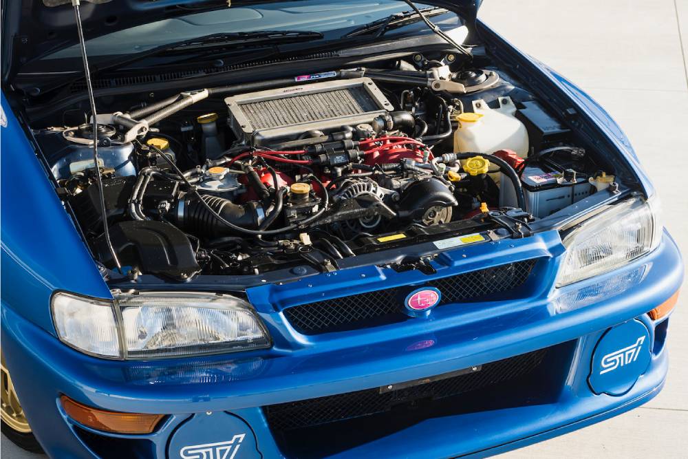 https://autogreeknews.gr/wp-content/uploads/2021/04/subaru-impreza-22b-sti-for-sale-15.jpg