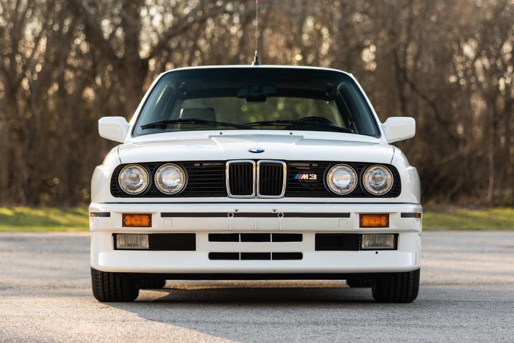 https://autogreeknews.gr/wp-content/uploads/2021/05/1991-bmw-m3-e30-for-sale-5.jpg