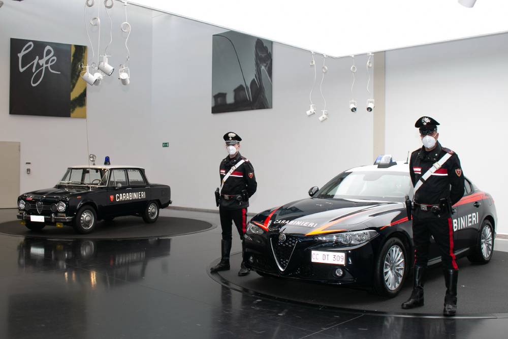 https://autogreeknews.gr/wp-content/uploads/2021/05/2021-alfa-romeo-giulia-carabinieri-italy-police-ca-2.jpg