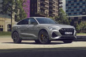 2022-Audi-E-Tron-S-Line-Black-Edition-4