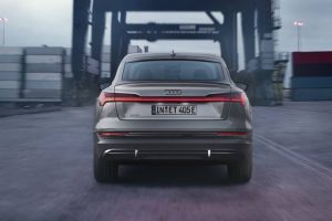 2022-Audi-E-Tron-S-Line-Black-Edition-5