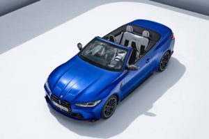 2022-BMW-M4-Convertible-3