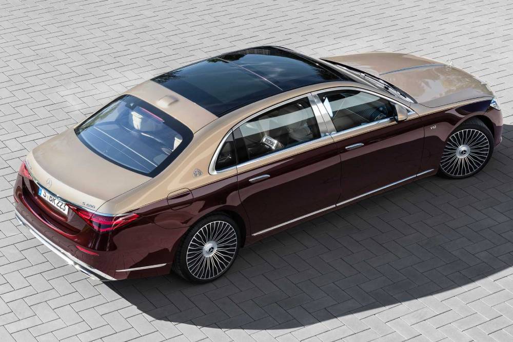 https://autogreeknews.gr/wp-content/uploads/2021/05/2022-mercedes-maybach-s680-3.jpg