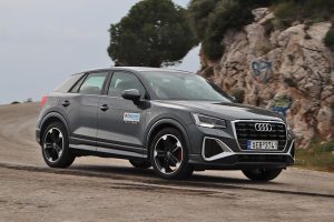 Audi-Q2-35-TFSI-S-line-(13)