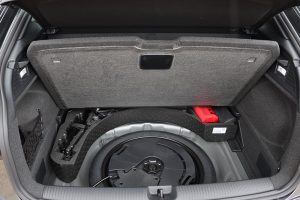 Audi-Q2-35-TFSI-S-line-(21)