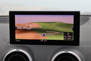 Audi-Q2-35-TFSI-S-line-(25)