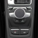 Audi-Q2-35-TFSI-S-line-(30)