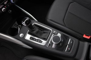 Audi-Q2-35-TFSI-S-line-(31)