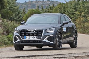 Audi-Q2-35-TFSI-S-line-(9)