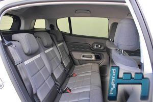 Citroen-C5-Aircross-PHEV-rear-seat