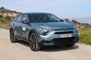 Citroen-e-C4-C-Cross-(1)