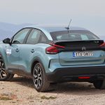 Citroen-e-C4-C-Cross-(13)