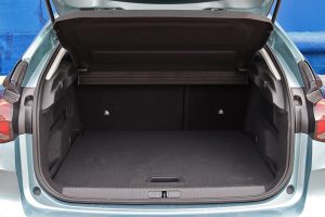 Citroen-e-C4-C-Cross-(39)