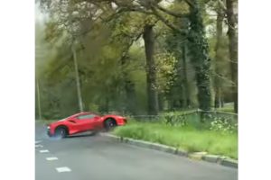 Ferrari-Crash-2