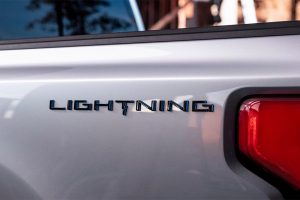 Ford-F-15–lightning-2